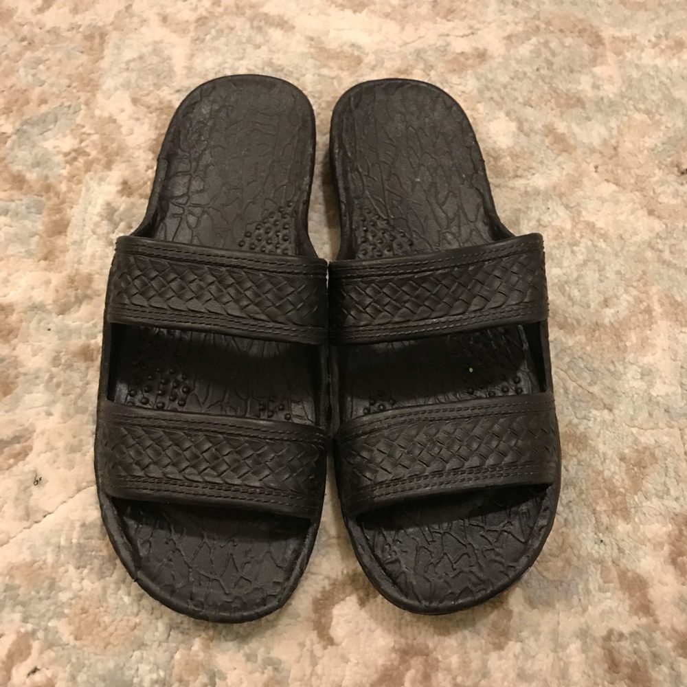 Sandal